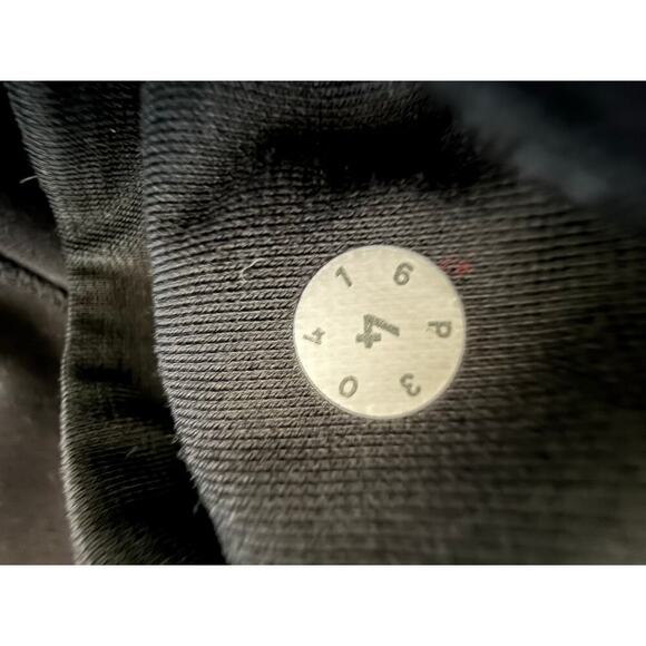 Lululemon Deep Breath 21” Crop Leggings Black Gym Yoga Workout Mesh Size 4 - Picture 7 of 8